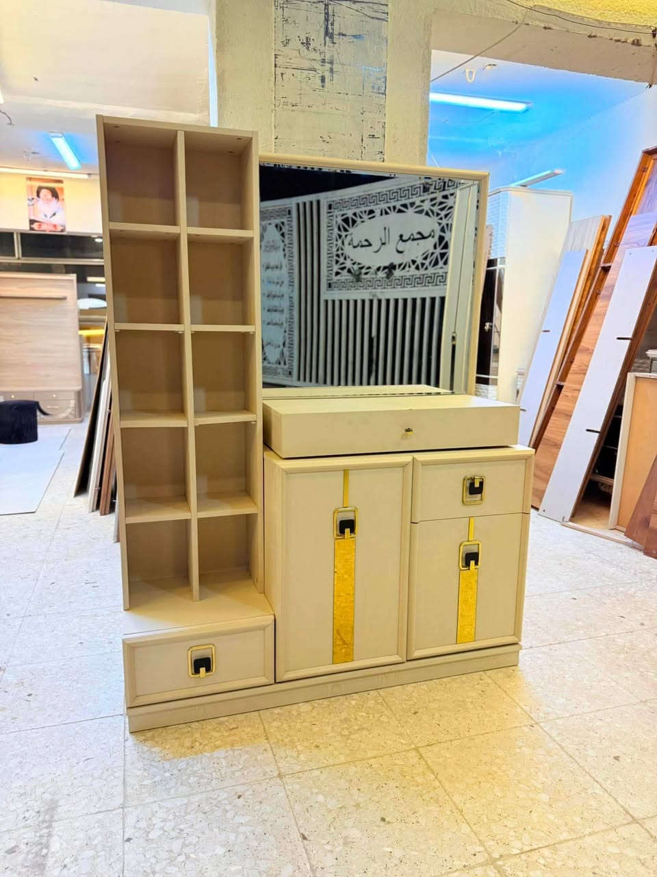 معرض حيدر الوحيلي✨
معنا تجدون الراحه في العمل والتعامل
مع  أجمل غرف التركي على مستوى العراق 
 بأصدار فخم جدا 
 بكوالتي عالي جدا 10قطع 
نظافه 95٪
 خدمة توصيل داخل بغداد مجانا 
أما جميع محافضات العراق بسعر رمزي 
شكرا لأختياركم


**إذا كنت صاحب هذا الإعلان وتريد حذفه لأي سبب، رجاءا أرسل رسالة إلى الدعم الفني**