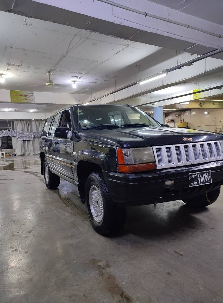 سلاوی خوا لە هەموو لایەک 
ئەم گوڵە جوانەمان هەیە بۆفرۆشتن  
 Jeep grand cheroki 1996 
 ئارم پلاستیک سلێمانی  زۆر تندو تۆڵوو بێ عەیب کارەبای گێر مەکینە بەشەرت بێ تەقەو رەقە 
گێروو مەکینەی  vvt 3000 زۆر بەقوەتو نەرمو نۆڵە 
فرۆشتنو گۆرینەوە  تکایە مەیە بۆ سعر پرسین  هەموویم نوسیوە  
***********  ڤایبەرو  وەتس ئەپ السليمانية, العراق
