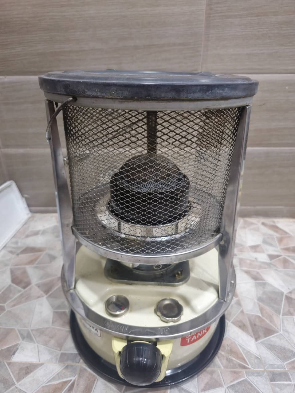 للبيع عنوان كربلاء تفاصيل خاص أو الاتصال على الرقم ***********
