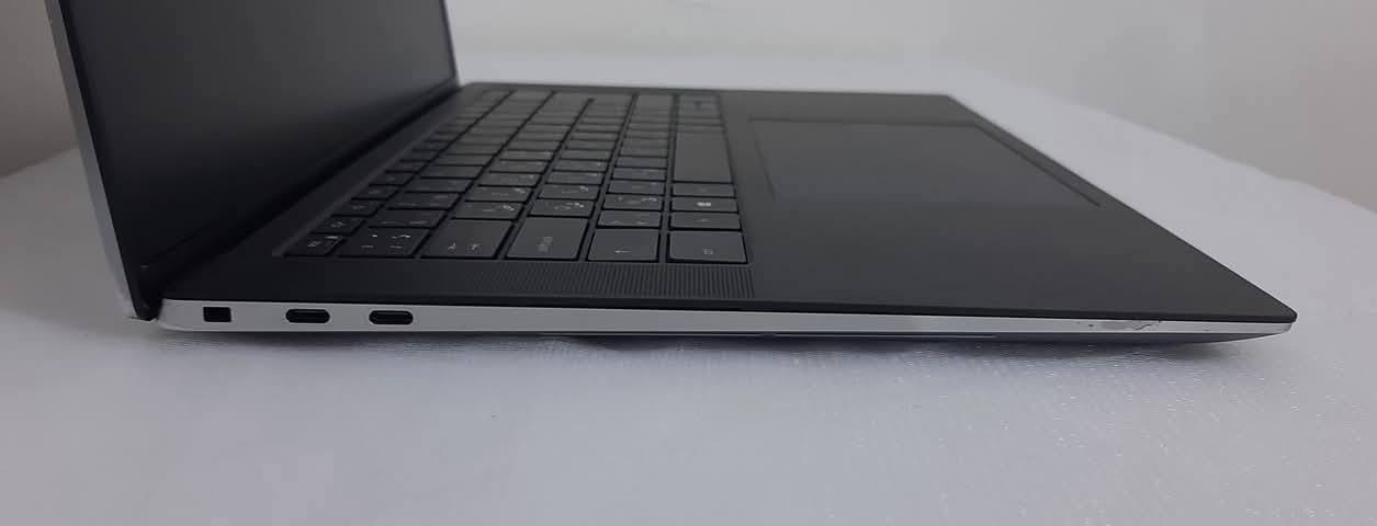 اي شخص يريد وحش خلي يتواصل معانا
سعر الوحش يجي بمراصفات و بنحافه الا انفلاقيه
أقوي وأخف  جهاز  وبمواصفات عاليه  🔥🔥🔥
 كور اي ٧ جيل الحادي عشر  بكارت شاشة Nvidia Quadro 4 كيكا 😉🔥 ورام ٣٢ كيكا وهادر 512 كيكا نوع ssd  سلم 
وين المصممين والمهندسين؟؟  من مكتب نانوتكنولوجي 
اللابتوب اليجمع بين القوة والخفة والنحافة والاناقة وبدون حواف وحديث
Dell Precision 5560 
Core i7-11850 H 
32 GB ddr4 ram
Hard 512 GB SSD M.2 NVMe 
16 GB Intel UHD Graphics Shared
كارت شاشة داخلي ١٦ كيكا 
4 gb Nvidia T1000 with MaxQ Design
كارت شاشة خارجي ٤ كيكا 
15.6 fhd 1920*1200 ips
Windows 10 Pro / 11 Pro
السعر 850 الف 
✅مقرنا في بابل قضاء المحاويل حي الأسرة قرب المدرسة الكوتية
توجود خدمه توصيل
للحجز والاستفسار مراسلة الصفحة
***********
***********
