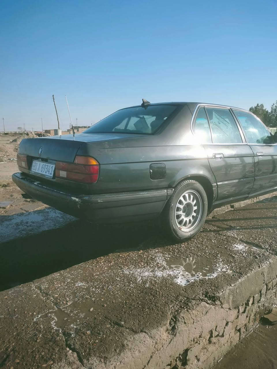 اسلام عليكم ورحمه الله بيئم 730اصل بليته وسنويه موديل 90مكينه 35كير اوتماتيك رقم ديالى انكليزي بسمي مصفره غرامات تخم تاير جديد صدر جديد باتري جديد مكينه مجفته جديد بشرط مكانهه ديالى بعقوبة ***********
