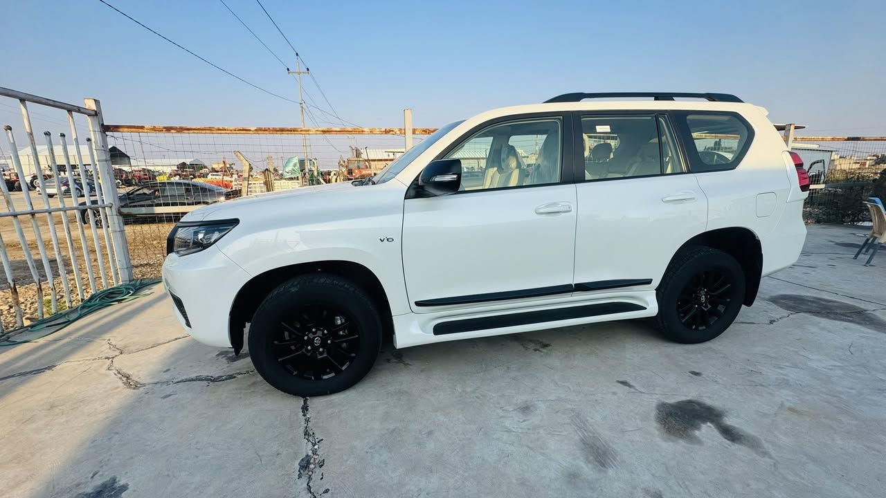 سياره جديده 

فول موصفات 

سياره ماشيه ٥٠

بدون مراوس نقد 

سياره بل خير عل يشتري

***********
