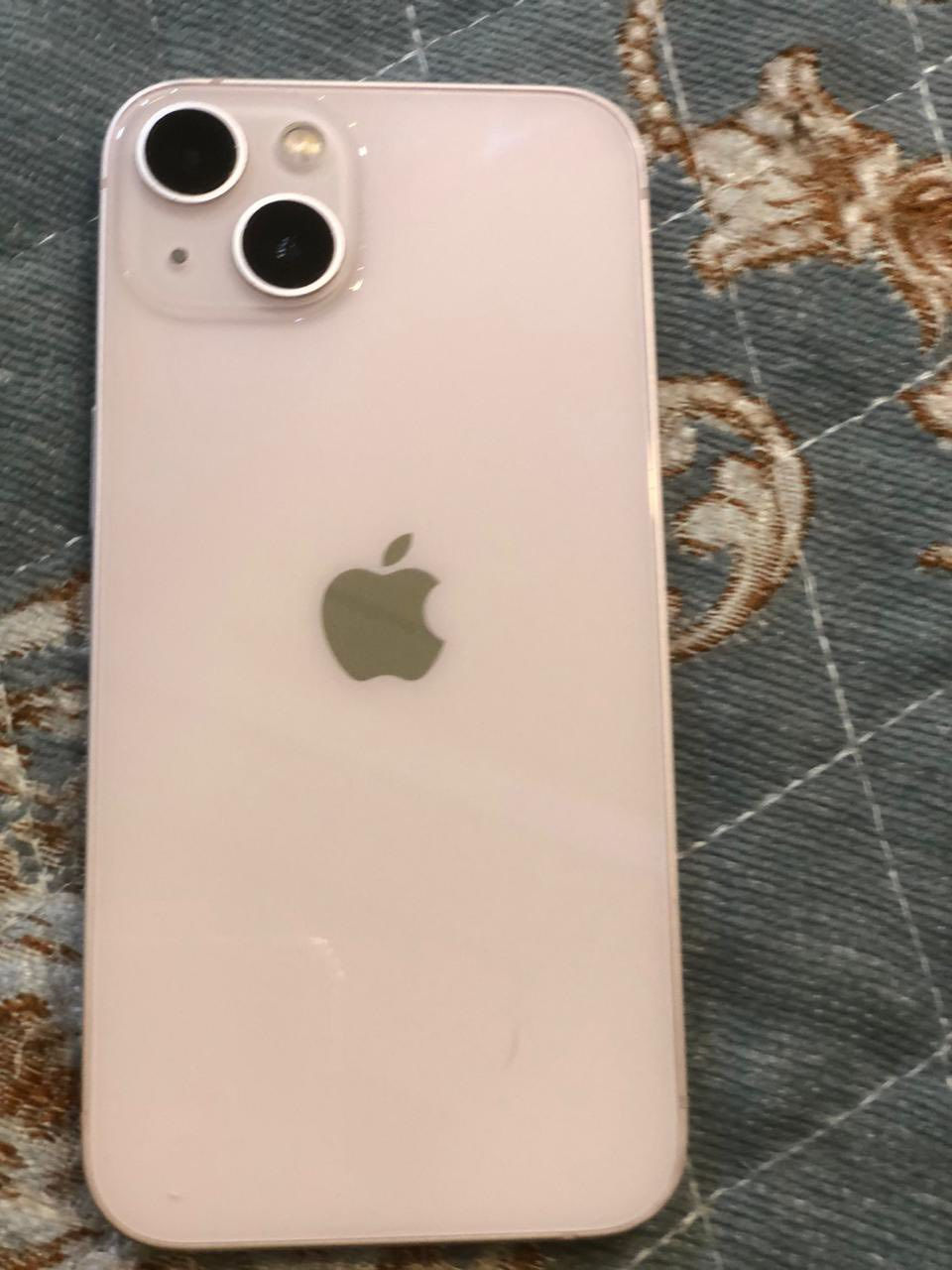 للبيع iPhone 13 عادي
• السعة: 128 GB  

• اللون: وردي  

• نسبة البطارية: 77%  

• الجهاز يعمل بشكل طبيعي ولا توجد مشاكل في الأداء أو اللمس.  

• يوجد كسر بسيط في زجاج أسفل الشاشة فقط، ولا يؤثر نهائياً على الشاشة أو اللمس أو الاستخدام.  

• الجهاز بحالة جيدة للاستخدام اليومي.

العنوان: حي البنوك

للاستفسار والمفاوضة على السعر التواصل على الخاص.

***********

السعر 280 قفل
