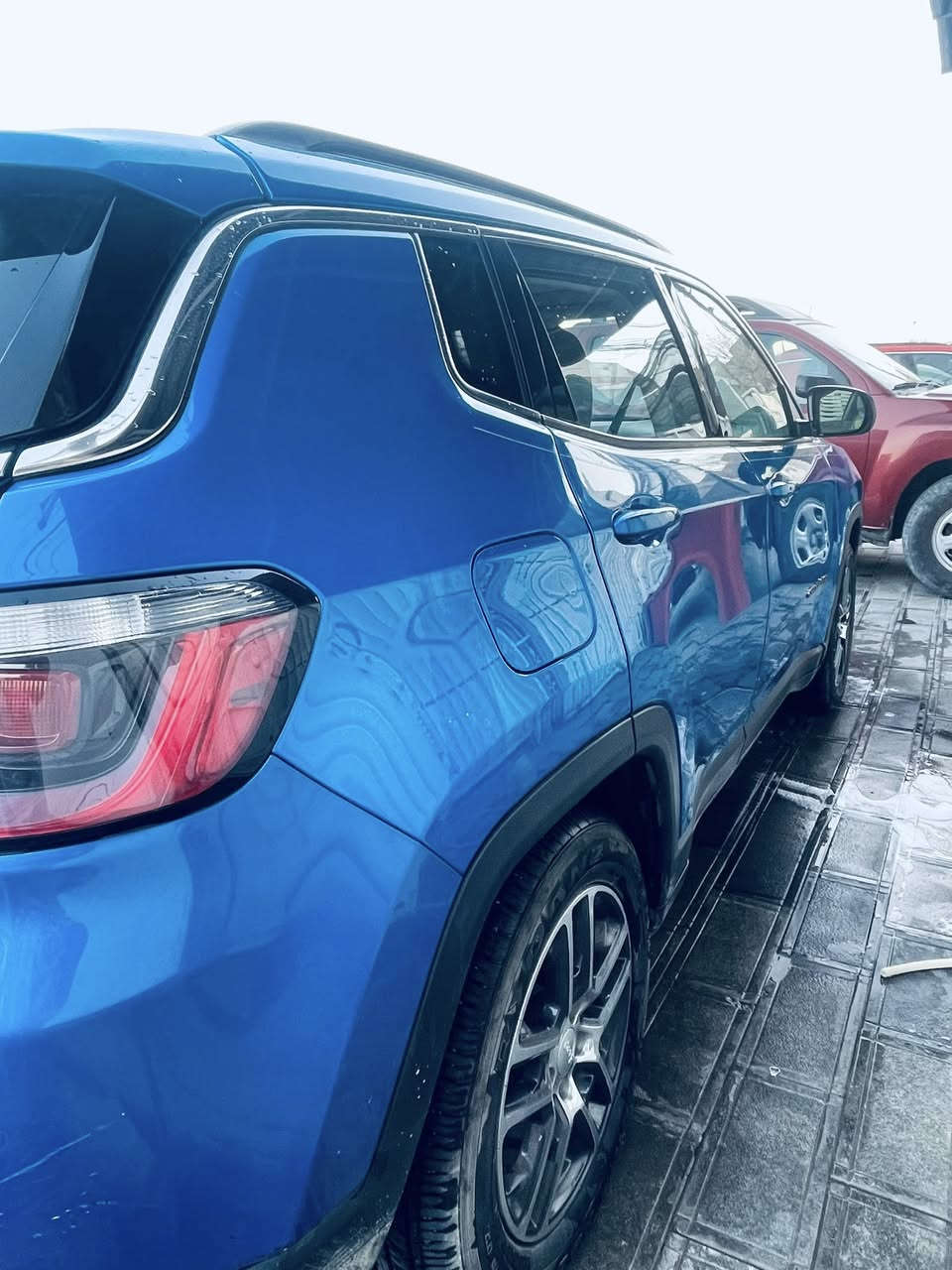 للبيع مستعجل جيب كومباس 2019 بصمة وبنورما وكشنات جلد  ومثبت سرعة  وبعد هواي موصفات
والسيارة جديدة ما ناقصه شي تايرات وبطاريات جدد

ماشية ٢٩ الف ميل

حادث بسيط بدون صبغ فقط تبديل جاملغ وبنيد

الرقم بغداد الجديد وسنوية وهزة جديدة

السعر 125 وبيها مجال بسيط

المكان بغداد

الرقم ***********
