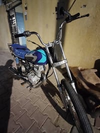 رابيدو • ٤٠٠ • قفلها
