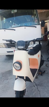 دراجه شحن للبيع شركه الريان حجم مني الدراجه جديده نضافه 100% في الدبله...