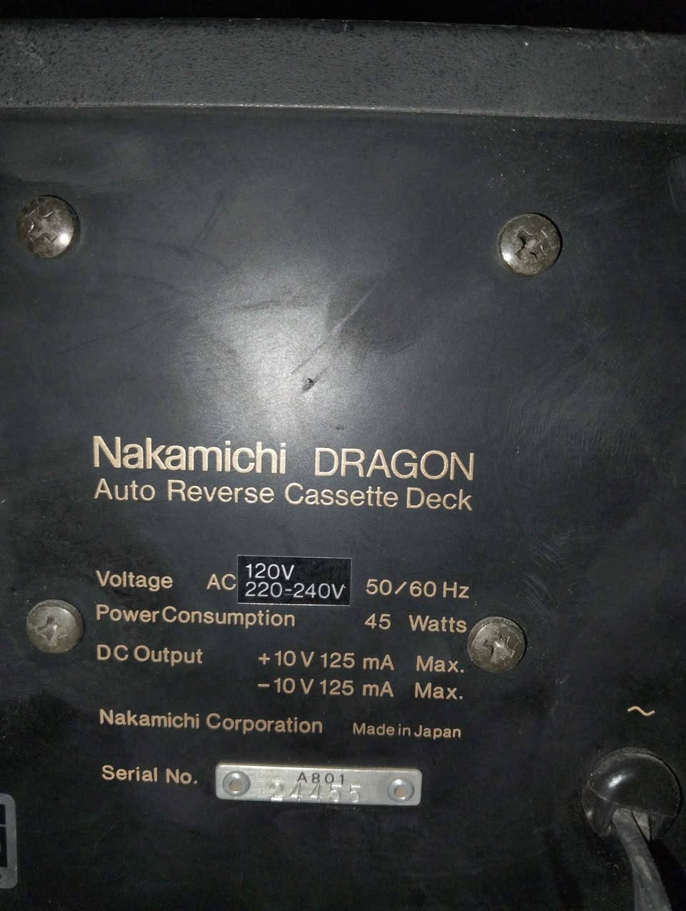 للبيع أسطورة الصوتيات Nakamichi Dragon (بحالة نادرة - يحتاج سيور)الوصف:لهواة الحالات النادرة والأنظمة الصوتية الـ High-End، معروض للبيع كاسيت Nakamichi Dragon الأصلي، المصنف كأقوى وأقوى جهاز كاسيت في التاريخ.الحالة الخارجية: ممتازة جداً وبحالة الفابريكا، بدون خدوش تشوه المظهر، ومخزن بعناية.الحالة التشغيلية: الجهاز لم يفتح من قبل شغال بالكامل (اللوحة مضيئة، العدادات بتتحرك، والموتور شغال وبيلف وصوته ناعم).المشكلة: البكرات مش بتلف نتيجة ركنة الجهاز لفترة طويلة (محتاج طقم سيور جديد فقط وهي صيانة طبيعية للموديل ده).فرصة ممتازة للتجار أو الهواة لإعادة تشغيله، وسعره بعد الصيانة بيتضاعف. الجيزة, مصر


**إذا كنت صاحب هذا الإعلان وتريد حذفه لأي سبب، رجاءا أرسل رسالة إلى الدعم الفني**