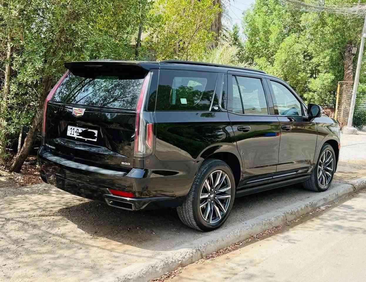 تم تنزيل السعر  

كاديلاك اسكاليد (2023 اسبرسو) خليـجي
(( وكالة المنصور ضمان ))

ماشي 49 ألف كم حقيقي
لون بلاك إديشن بلادي

السيارة جديدة بمعنى الكلمة  كفالة عامة ومغلفة ppf 
تخم تاير + تخم دستات باتري كله جديد 

رقم بغداد حلو باسمي تحويل ثاني يوم

المواصفات:
تشغيل عن بعد
36 سماعة
كشنات مساج
سقف شامو
5 كاميرات
5 بصمات
فور ويل
كشن رجاج
دوسات كهرباء
داتا شو
بانوراما
داخل جوزي
لايت زينون عالي وواطي (5 عدسات)
4 شاشات (دشبول + سقف + كشنات)
تحكم بريك
جنطة ذكية جلاق
رادار تحديد مسار
رادار خلفي
رادار أمامي
رادار جانبي
كشنات تدفئة وتبريد (سايق + راكب)
كشنات أمامية تدليك
كشنات خلفية تدفئة
مرايا شفط
إشارة بالمرايا
كشنات جلد
كشنات خلفية منفصل VIP
علامة كاديلاك ضوئية بالدعامية الخلفية
كشنات كهرباء
ذاكرة ميموري (ستيرن + كشن)
ويل 22 بلادي

مكان تواجد السيارة بغداد ( حي الجامعه او المنصور ) 

السعر 830 ورقة وبي مجال 

ومستحيل اكو هيج سعر بالسوك 

الشراي يتصل وبالخدمة 

***********
