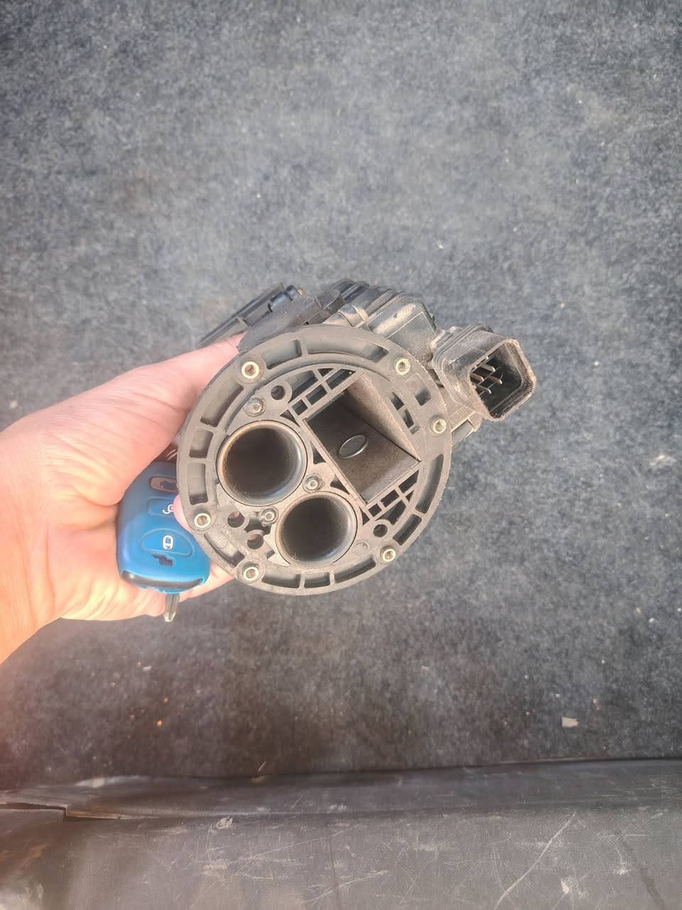 ألسلام عليكم ارفلو سونتا 2 للبيع
مكان ديالئ  خان بني سعد
شرط الفحص مال حاويه
***********
***********
