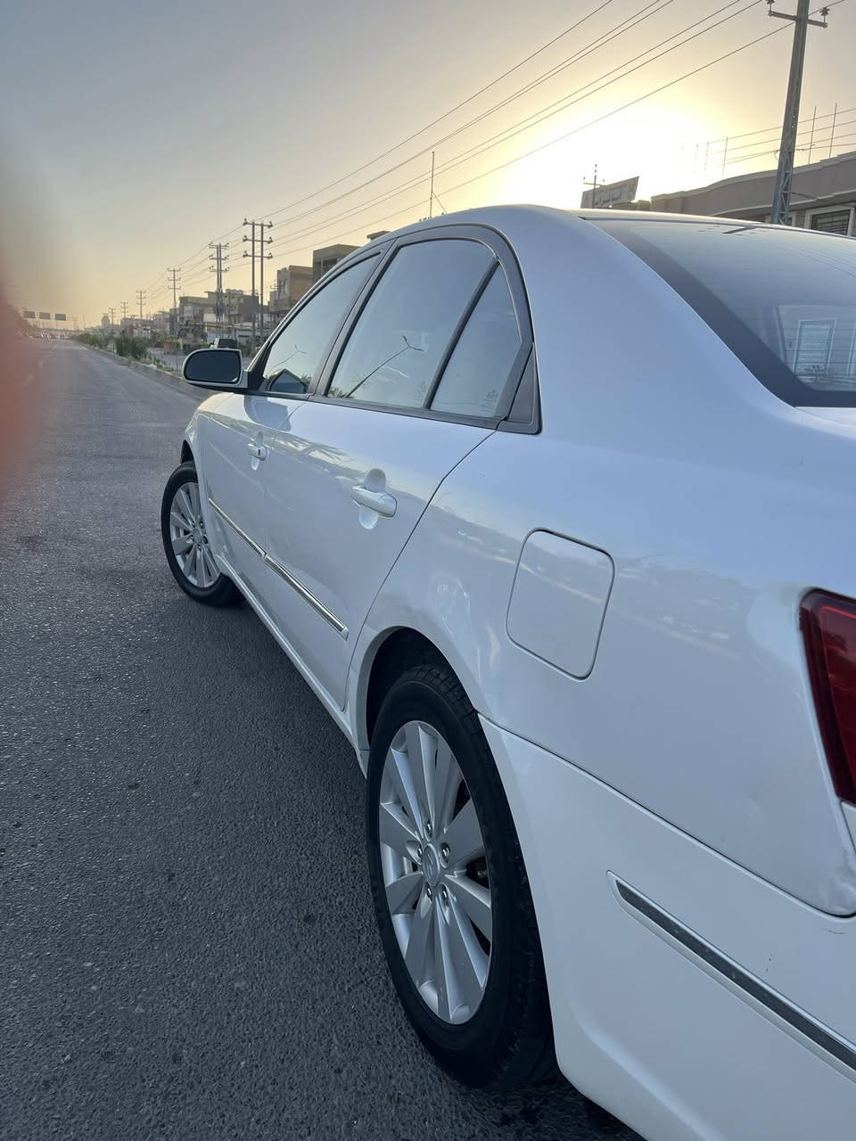 سلام عليكم سوناتا خليجي موديل 2009 محرك 2400 دوش السونار مرفق. ويه الصور مكان كربلاء حي العباس  ***********
