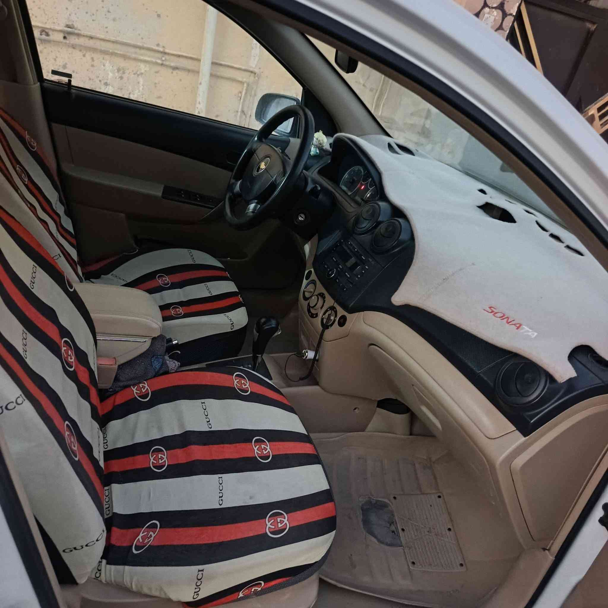 افيو مديل 16 بسمي سياره مقفوله ربع جاملغ بدون دواخل وفتح بيه كم حلوبه ما بين له سنار حلوه جديد 
باقي كله كفاله تبريد تخم تاير***********
السعر 84بيه مجال
