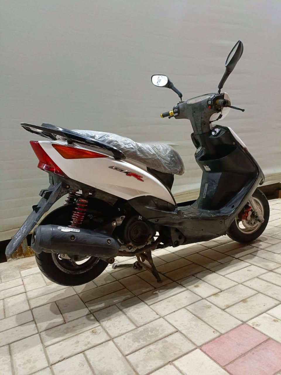 سلام عليكم ماكس ثعلب مكفوله كفاله عامه مكينه ناعمه حيل نكره سلف علفحص شلعه بطناش كفر ختم واحد السعر 550 مكاني بغداد اعطيفيه مقهى البيروتي للستفسار ***********
اورق معرض موجوده
