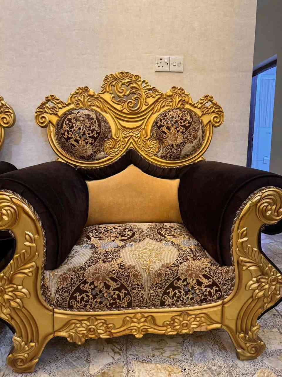 للبيع
طخم عراقي تفصال ١٠ مقاعد اخو الجديد 
سعر الشراء مليون ونص 
سعر البيع ٦٠٠ وبيه مجال 
العنوان بغداد الغزالية شارع جامع المهاجرين


**إذا كنت صاحب هذا الإعلان وتريد حذفه لأي سبب، رجاءا أرسل رسالة إلى الدعم الفني**