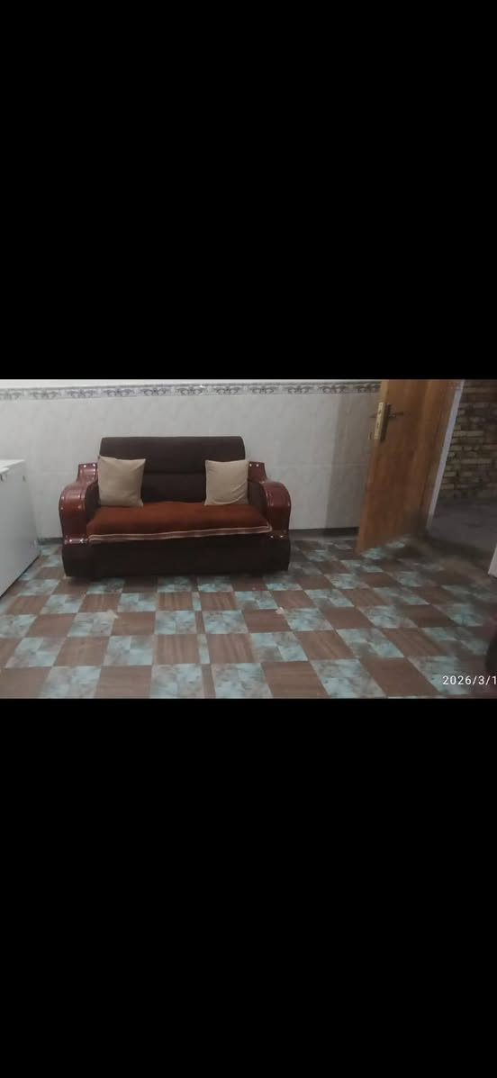 تخم نضيف حيل 
10 مقاعد سعره 175 وأبيه مجال 
*********** تحياتي للجميع
