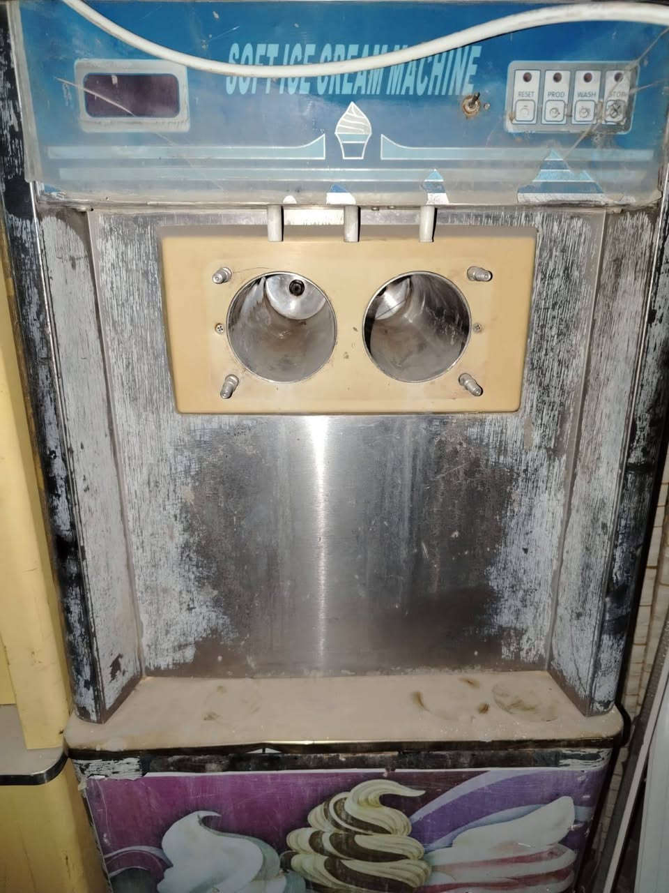 السلام عليكم
مكاين شغالات وحده بيها وجه نقص وسجاجين والثانية كاملة اريد ابيعهن ادوات شرط كلشي بيهن شغال رايدهن بسعر مناسب


**إذا كنت صاحب هذا الإعلان وتريد حذفه لأي سبب، رجاءا أرسل رسالة إلى الدعم الفني**