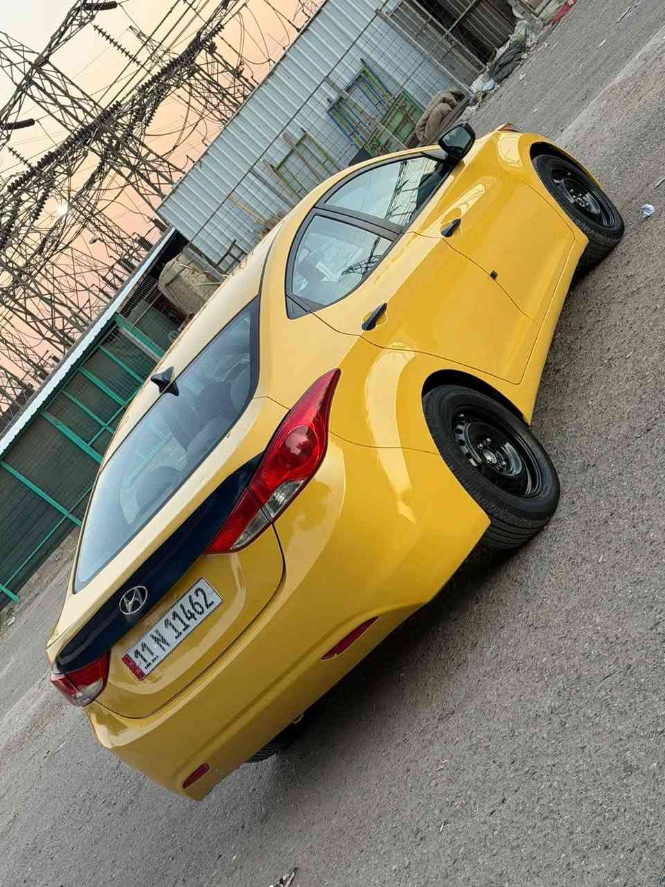 سلام عليكم النترا 2013  وارد امريكي محرك 1800 دوش كير مكينه مامفتوحاتً ع وضع الشركه سياره جديده حادثه بنيد مبدل وشوي من جاملغ مصلح بدون دواخل شواصي ولغود مكفولات سيارهً فتحه سقف
تحكم ستيرن جهتين 
تتدفى بل كشنات 
نضام ايكو وانزلاق
مخارج usp
سياره ماشيه 138 
سياره مابي اي نقص كبل بوجهك لشارع 
رقم بغداد دولي جديد 
مصفره هيئه وغرامات 
مكان بغداد بلديات شارع العياده 
سعره (110$)
الهاتف(***********)
