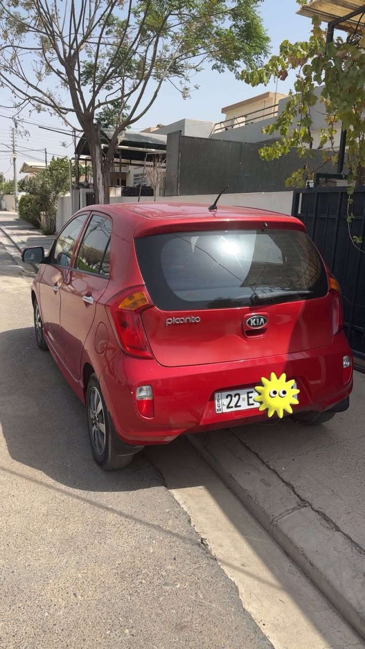 السلام عليكم 
كيا بيكانتو 2014 للبيع سياره جديده كشنات جلد ومخمل داخل لونين شاشه كامره نضام ايكو 
ومابيها اي نقص 
بدون صبغ كير ومحرك وتبريد 
وكهربائيات وهزه وسنويه ورقم كله جديد 
اي استفسار 
***********
*********** أربيل, العراق
