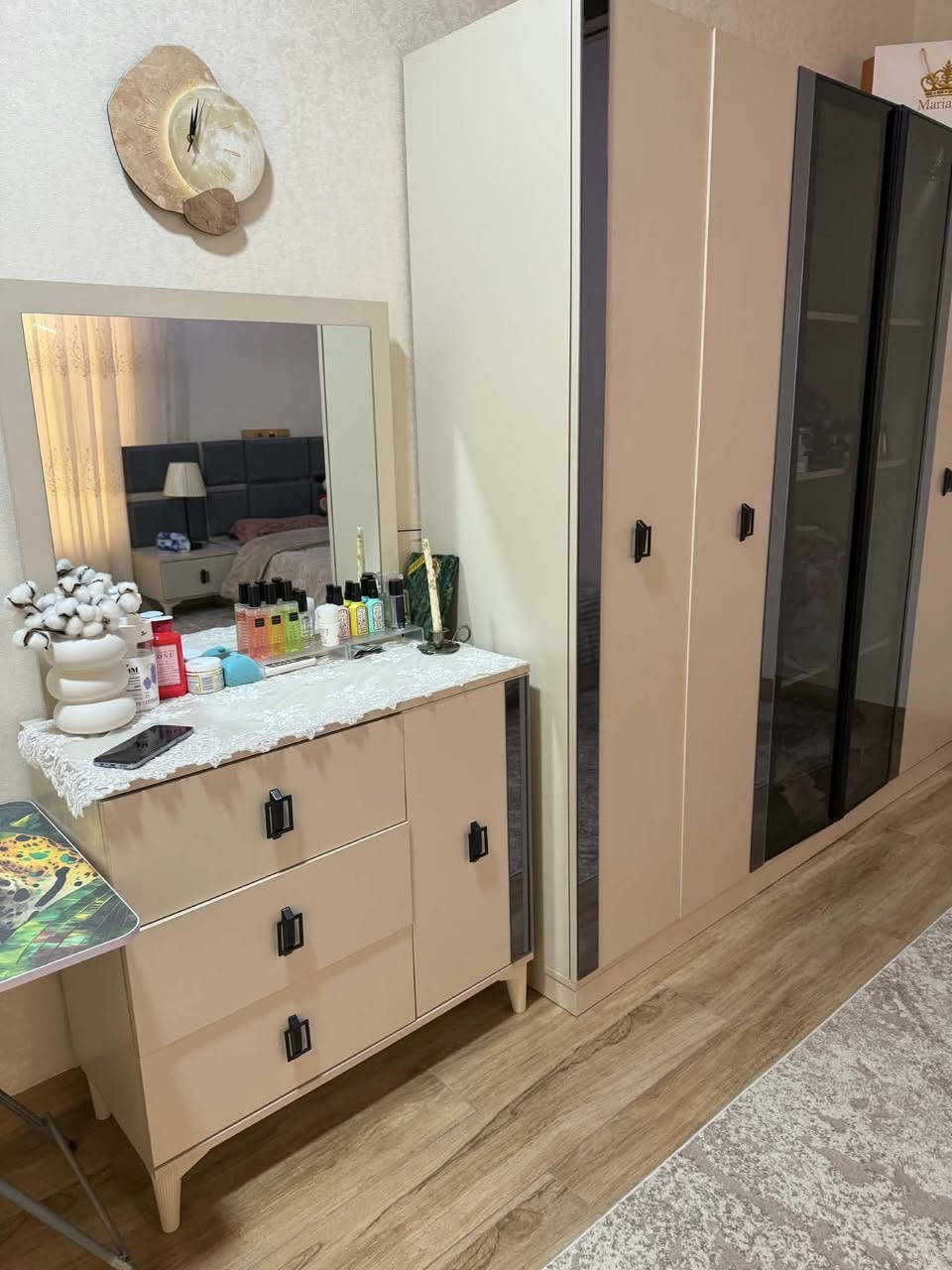 غرفه نوم للبيع نظيفه جدا القنصور نظام الكلوبات ويشتغل داخله انارة


**إذا كنت صاحب هذا الإعلان وتريد حذفه لأي سبب، رجاءا أرسل رسالة إلى الدعم الفني**