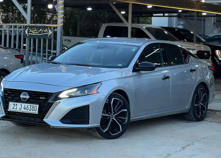 السلام عليكم ورحمه الله وبركاته 
نيسان التيما 
2023
  SR 
 صور السياره والسونار بالمنشور
بدووووون ايرباگ
بدووووون دواخل
رقم شاصي 1N4BL4CV6PN334602
• كشن كهربائي 6وضعيات
 • رادارات خلفية
 • رادارات جانبيه
رادار امامي
مكينه 2500 تنفس طبيعي بدون تيربو المرغوب  
 • تشغيل عن بعد + بصمة تشغيل بوب بصمة+تحديد مسار
 • كاميرا خلفية دواره 
 • تحكمات كاملة استيرن + تحديد سرعة
 • لايتات زينون +بلاد
كشنات جلد 
شفتات استيرن
سياره مابيهه نواقص جاهزه 
حادث سياره جاملغ و بونيد بدون اي دواخل بشرط 
بدوووووووون  ايرباگ
ترقيم جديد
 ماشيه 59 مايل
السعر 177 وبي مجال بسييط للشراي الجاد
مكانه ديالى خانقين
الخاص مفتوح
للاستفسار ***********
