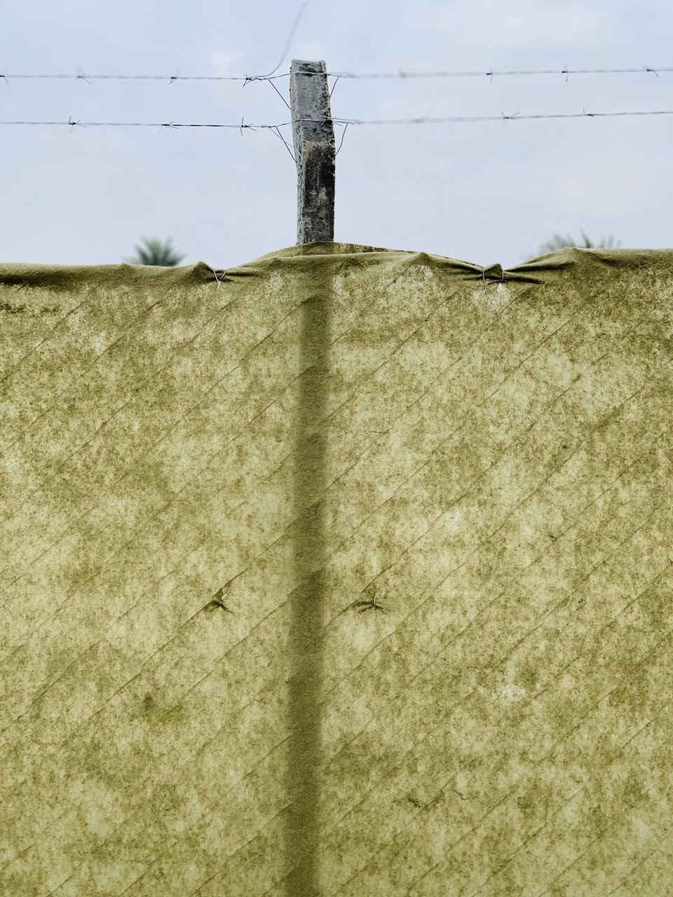 💥النسيم لأسيجة BRC – حيث يلتقي الابتكار بالجودة! 💥
📞 ⁨￼⁨0781 267 8068⁩⁩  (واتساب)

هل تبحث عن أسيجة تجمع بين الأمان والمظهر الجمالي؟ 🤔
✨ لا تفوّت الفرصة! عروض خاصة وتخفيضات مذهلة بانتظارك ✨

🔹 أسعار أسيجة BRC تبدأ من 5,000 دينار للمتر الى 8.0000 الف دينار 
🟩 متوفر بخيار الجادر أو بدون جادر حسب اختيارك!

🌿 أسيجة عشبية تضيف لمسة خضراء ساحرة، مثالية للجمال والأمان في محيطك 🌿

🏗️ نُنفذ مشاريع الأسيجة باحترافية عالية لـ:
• المباني الحكومية 🏢
• الحدائق العامة والخاصة 🌳
• البساتين والمزارع 🍃
• وأكثر من ذلك!

🔧 ما الذي يميزنا؟
✔️ تنفيذ احترافي
✔️ دقة عالية في العمل
✔️ كادر فني متمرس
✔️ استخدام أفضل الخامات

🚛 نخدم جميع محافظات العراق – نصل إليك أينما كنت، بسرعة وجودة مضمونة!

💡 ليش تختار شركة النسيم؟
✅ سرعة في الإنجاز
✅ شغل متقن
✅ أسعار منافسة وجودة لا تُضاهى

📞 للطلب والاستفسار: 👇 راسلنا عبر الزر أسفل المنشور أو اتصل الآن على الارقام الاتية ⬇
📞 ⁨￼⁨0781 267 8068⁩ ⁩  (واتساب)
📞 *********** (واتساب)
