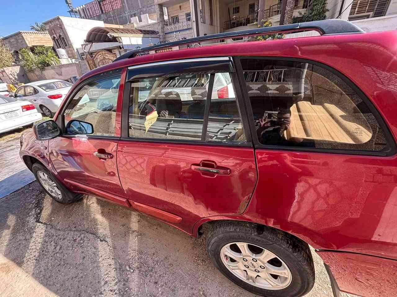 سلام عليكم للبيع سياره تيكو موديل ١٣
حداديه جديده وتبريد شغال فتحه سقف كير كهربائي 
سعرها ٥٠ ورقه 
للتواصل ***********

