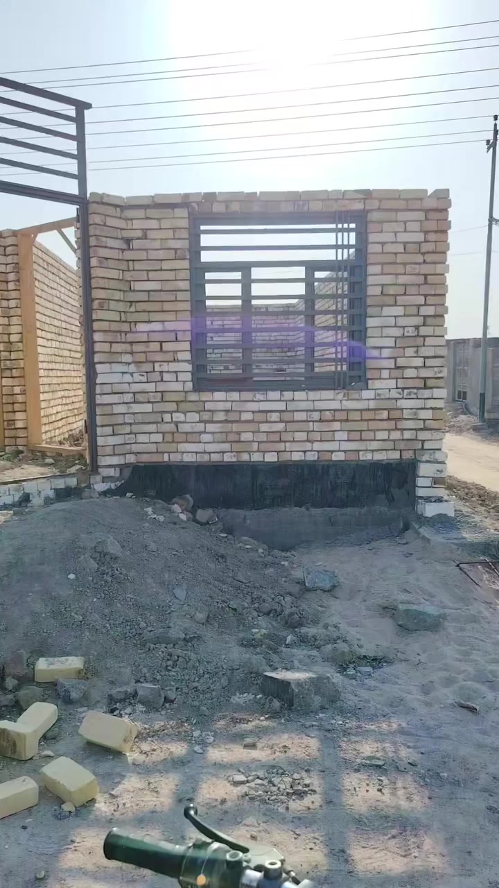 هيكل زراعي يبعد عن لشارع العام 100متر ***********
