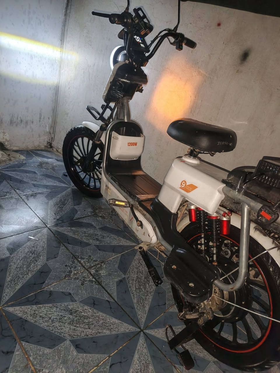 سلام عليكم بايسكل الشحن موديل 2025سعر 200قفل ***********
