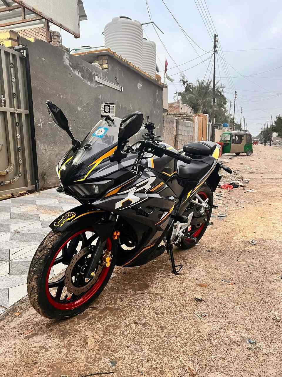 السلام عليكم
دايوان RR200 بطح |
محرك 200 مكفول كفاله عامة
رقم ديالى سنويه مشروع وطني
صالنصه رياضي Sc مغلف كاربون فايبر | لون المميز اسمنتي
كامرة كوبرو 4k
اشاير جمجة
لد نهاري
كهربائيات كفاله عامه
مرايات تي ماكس ا
ماشيه 9 الالف
شعار شركه سيزر
تايرات جديده
***********
