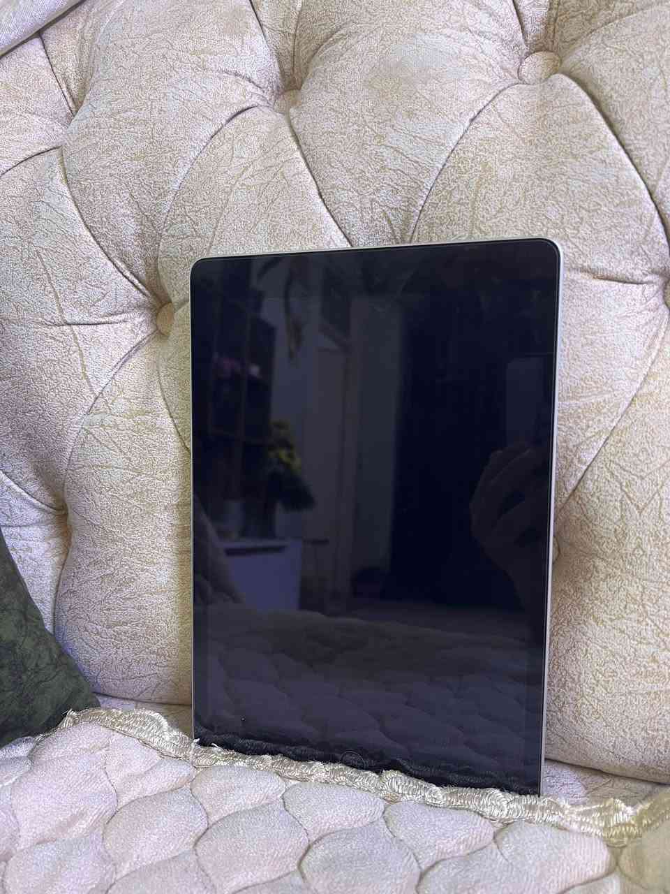 ايباد 9 كفاله عامه سعره 350 الف بطاريه 87 مكفوول مكفوول رقمي *********** ومتواجد خاص
