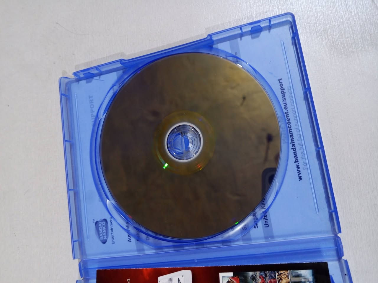 بلي ستيشن 4 سلم مستعمل  مع 6 اقراص نضيف جداً  لا مصلح ولا مفتوح وضمان بيه وسعره مناسب وبيه مجال للشراي متواجد واتساب ***********
مكاني محافظة البصرة
