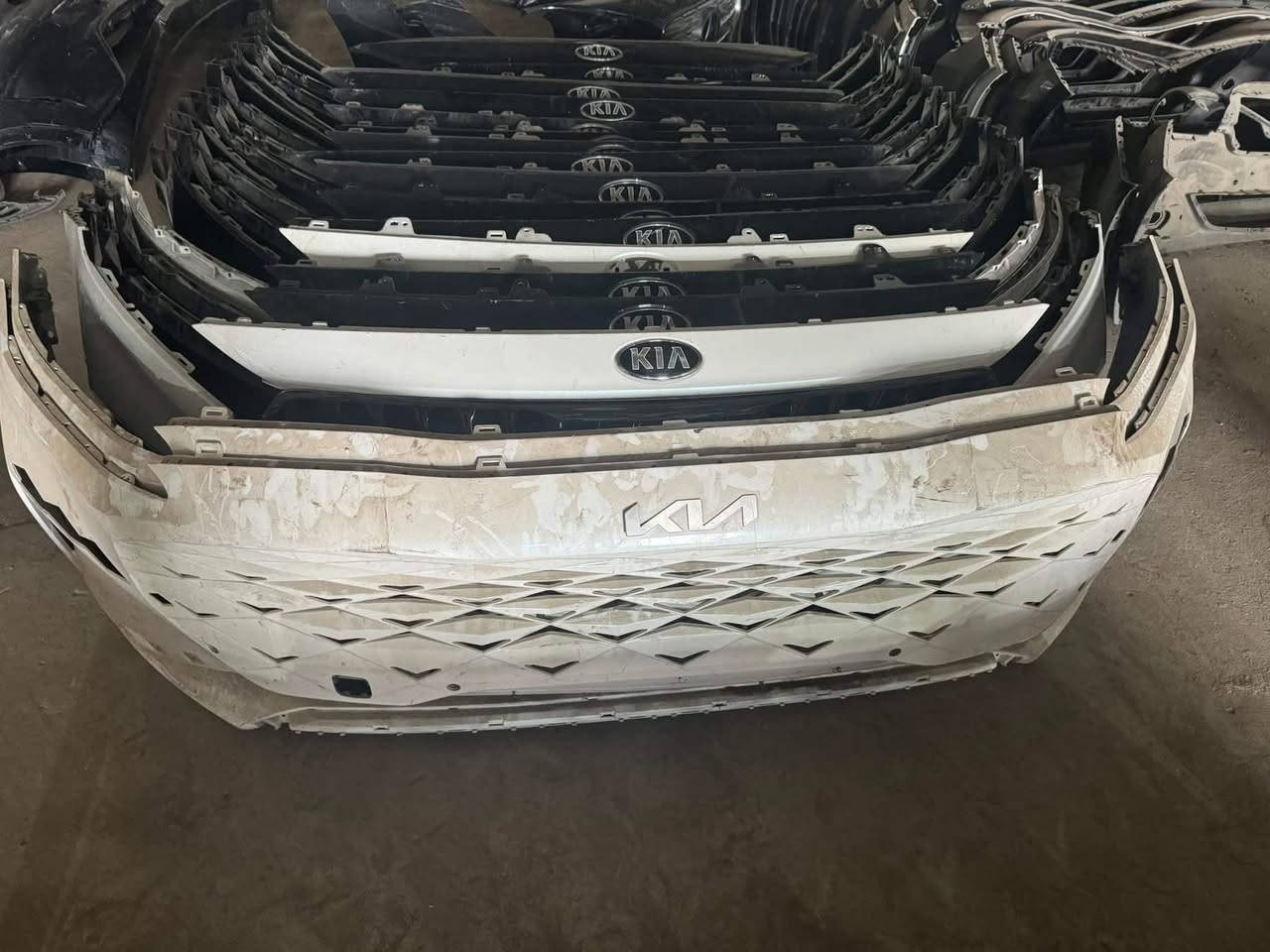 كل ما يخص الكادينزا متوفر لدينا
***********
***********
