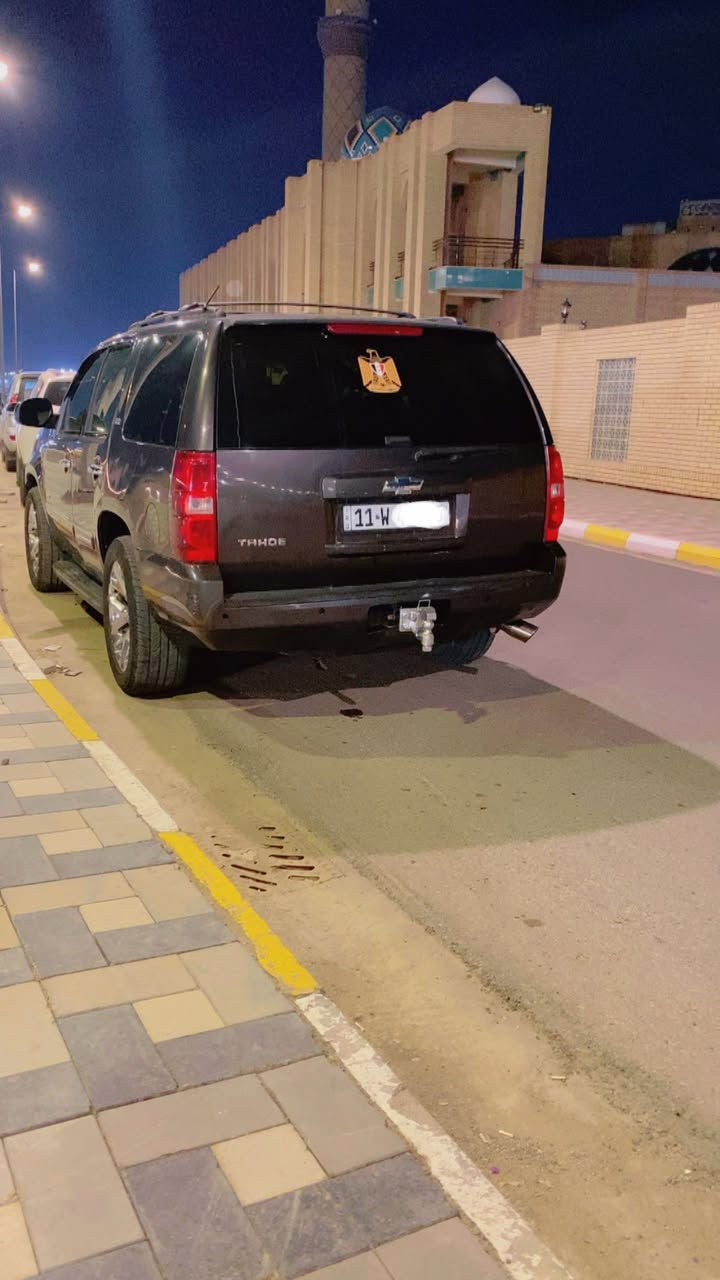 السلام عليكم 
للبيع او المراوس 
تاهو 2011   LTZ فول مواصفات للاخير رقم بغداد الجديد  حادثها جاملغ خلفي ومرشوشه حزام للجمالية السياره جاهزه 
تخم تاير ويل ٢٠ فتحة سقف كامره وشاشة كشن كهربائي ملكي جنطة كهرباء السعر 190 وبيها مجال مكان السياره الكوت  للاستفسار الاتصال على الرقم ***********
