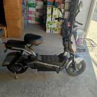 دراجة كهربائية • مستخدم قليل • نضيف