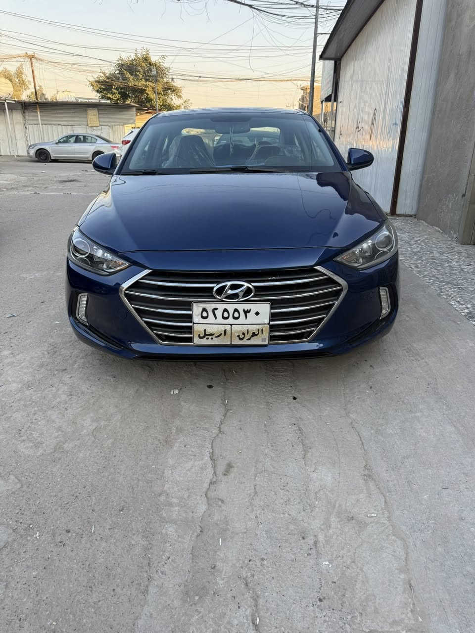 السلام عليكم
النترا ٢٠١٨ اربيل فول مواصفات بصمة تشغيل فتحة سقف رادرات جانبية شاشة كاربلي توقف ذاتي وبعدبيها مواصفات باسم شركة تحويل مباشر  بجم كبس ارباك بس بردة محرك ٢٠٠٠ دوش ماشية ٩٠ الف السعر١١٠$ العنوان زعفرانية ***********
