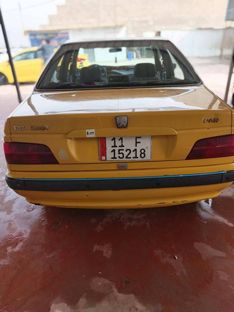 السلام عليكم بيجو بارص للبيع 2015 سيارة جاهزة كير مكينة حدادية خير من الله السيارة مبدل بيهة بنيد أثر جراد فقط وبيهة ربع جاملغ أمامي مرشوش فقط للاستفسار الاتصال على الرقم ***********
