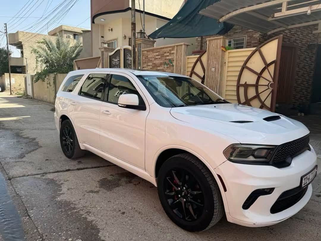 السلام عليكم  دوج دورنكوا جي تي بيها 3 قطع  بدون اير باك السعر 250 قفل  الشراي يجي عل هاذا رقم***********

