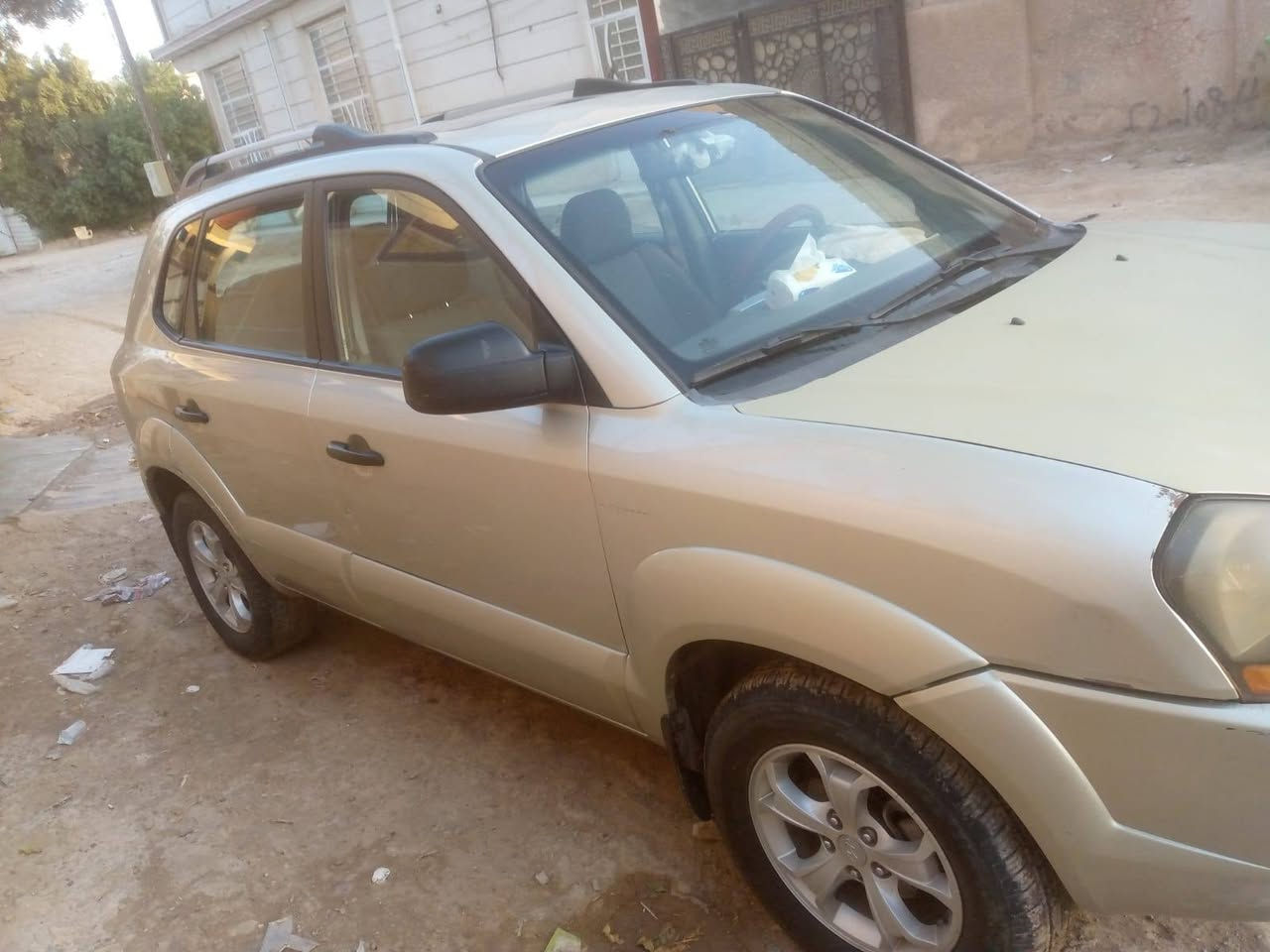 توسان 2010 ماشيه 111 خليجي البنيد جارد كير ومحرك وصدر مكفولات
السعر 112 وبيه مجال 
السياره باسمي تحويل ثاني يوم العنوان بغداد ابو غريب
 ***********
