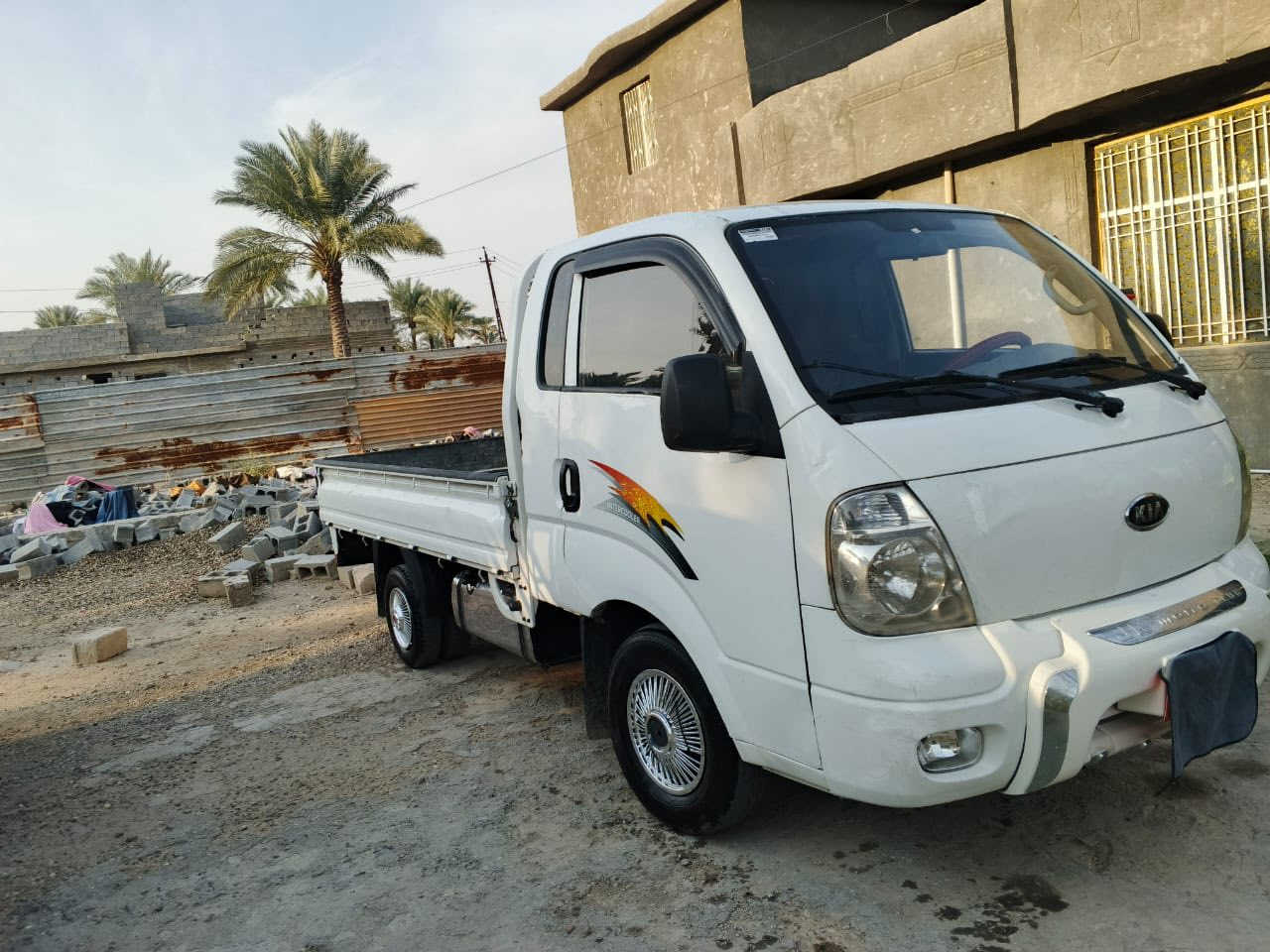 للبيع كيا عموشة  موديل. 12 رقم بغداد انكليزي باقي بس استلام لوحة سنوية انكليزي محرك خيط بخار بصيط كير متعهد اكسن متعهد شاصي متعهد رقم شاصي شعار بسنوية وبلشاصي وبلقمارة تخم تاير كهربائيات جديدة دوشمة نضيفة  سيارة جاهزة من كلشي سعر  97.  بية مجال قليل حك اجية مكان سيارة يوسفية الاثير بية وات ساب ***********
***********
