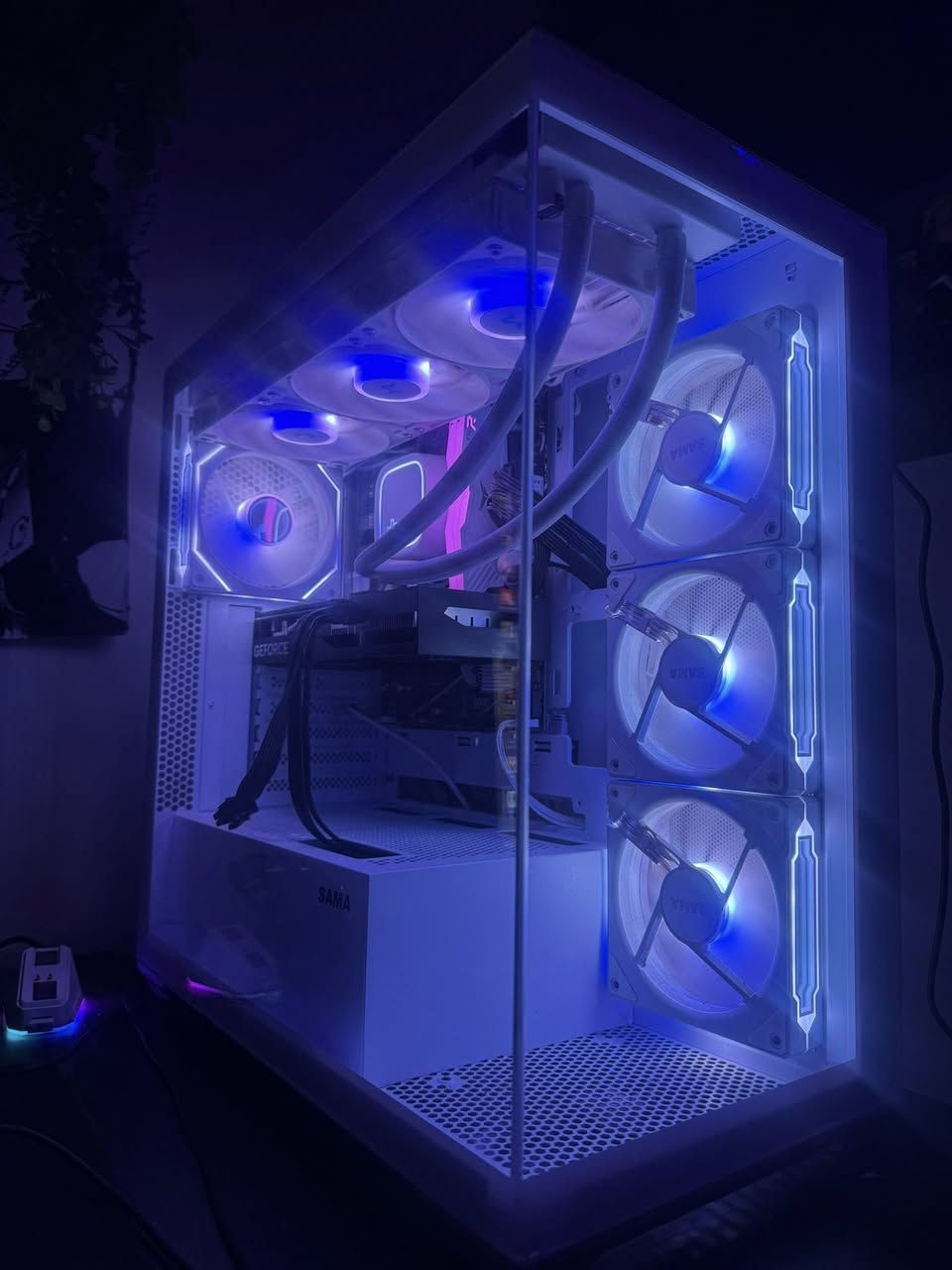 السلام عليكم شباب
Pc للبيع مستعمله 

الموصفات 

سلام عليكم شباب pc للبيع موصفات 

Cpu Intel Core i5‑14400F

Gpu GALAX RTX 4060 

Ram 16GB DDR4 3600

3TB NVMe

PC Case Sama

 CPU Cooler DeepCool Liquid

البور 750w

السعر1.300.000

وبيها مجال بسيط


**إذا كنت صاحب هذا الإعلان وتريد حذفه لأي سبب، رجاءا أرسل رسالة إلى الدعم الفني**