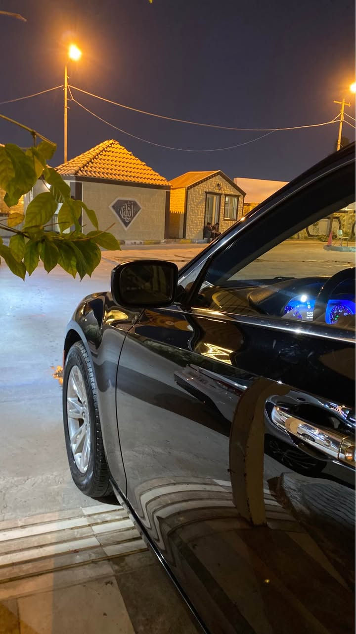 السلام عليكم 
للبيع اوباما
مديل 2020 اصل
***********
السيارة فقط بنيد صبغ الباقي كفاله عامه 
مواصفات سي لمتدد فول 1/1 
بانوراما 
كشنات تدفى تبريد امامي
خلفيّ تدفى 
كشنات خزن ميموري
استيرن كهربائي
شاشة كار بلاي
ومواصفات الc معروفه 
رقم بصرة الجديد بسمي 
ماشي 99 الف 
حداده امامي خلفي جديده 
وتخم تاير جديد 
السيارة جديده جدا 
*********** البصرة, العراق
