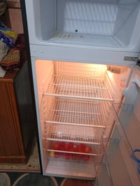 ثلاجه للبيع ثلاجه تخبل فول تجميد مكان كربلاء حي العامل اسعر 250وبيه مج...