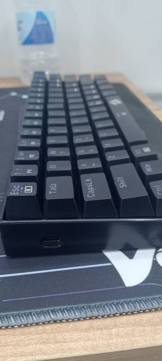 كيبورد redragon k630 مستخدم اقل من شهرين للبيع ب 30 الف و بيه مجال

كيبورد ميكانيكي يكون السويتش ماله احمر يكون rgb تكدر تغير الالوان و النمط بضغط زرين fn و alt 

كذالك هذا الكيبورد 60% الكيبورد نضافة 100% اذا تلكي بيه شعراية اخذه مجاني الكيبورد صوته طبيعي و زين 

عنوان حي الجهاد حي الاساتذه (لا يوجد توصيل)

للتواصل على واتساب *********** او علق و اني اجيلك خاص و بس
