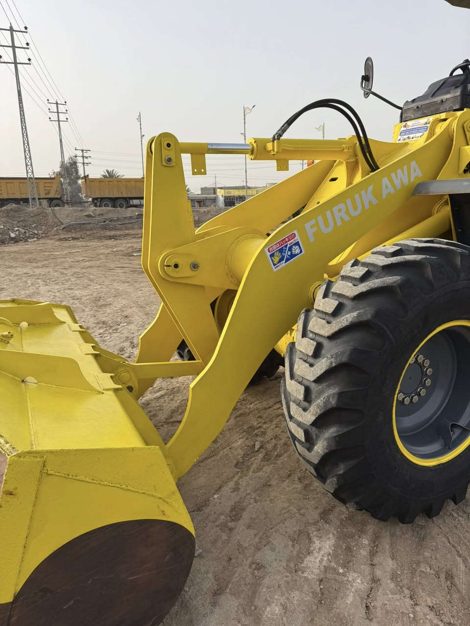 السلام عليكم شفل فوركاوه حجم FL310محرك ازوزه عدد الساعات 4000h ساعة دخول جديد للعراق العنوان واسط الصويرة ***********
