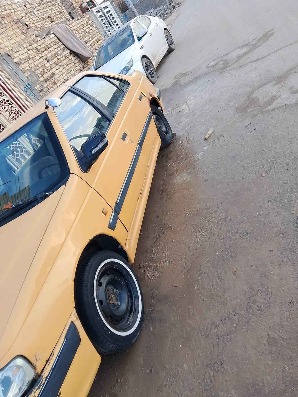 بيع او مراوس 
بارص موديل 15رقم ذيقار مكاني ديوانيه مالكها ديوانيه مكينه جديده لاتنقيص ولاتبخير كير خير من الله تخم تاير جديد حداديه خير من الله دواخاها نضاف سعر 26وبيها مجال قليل ***********

