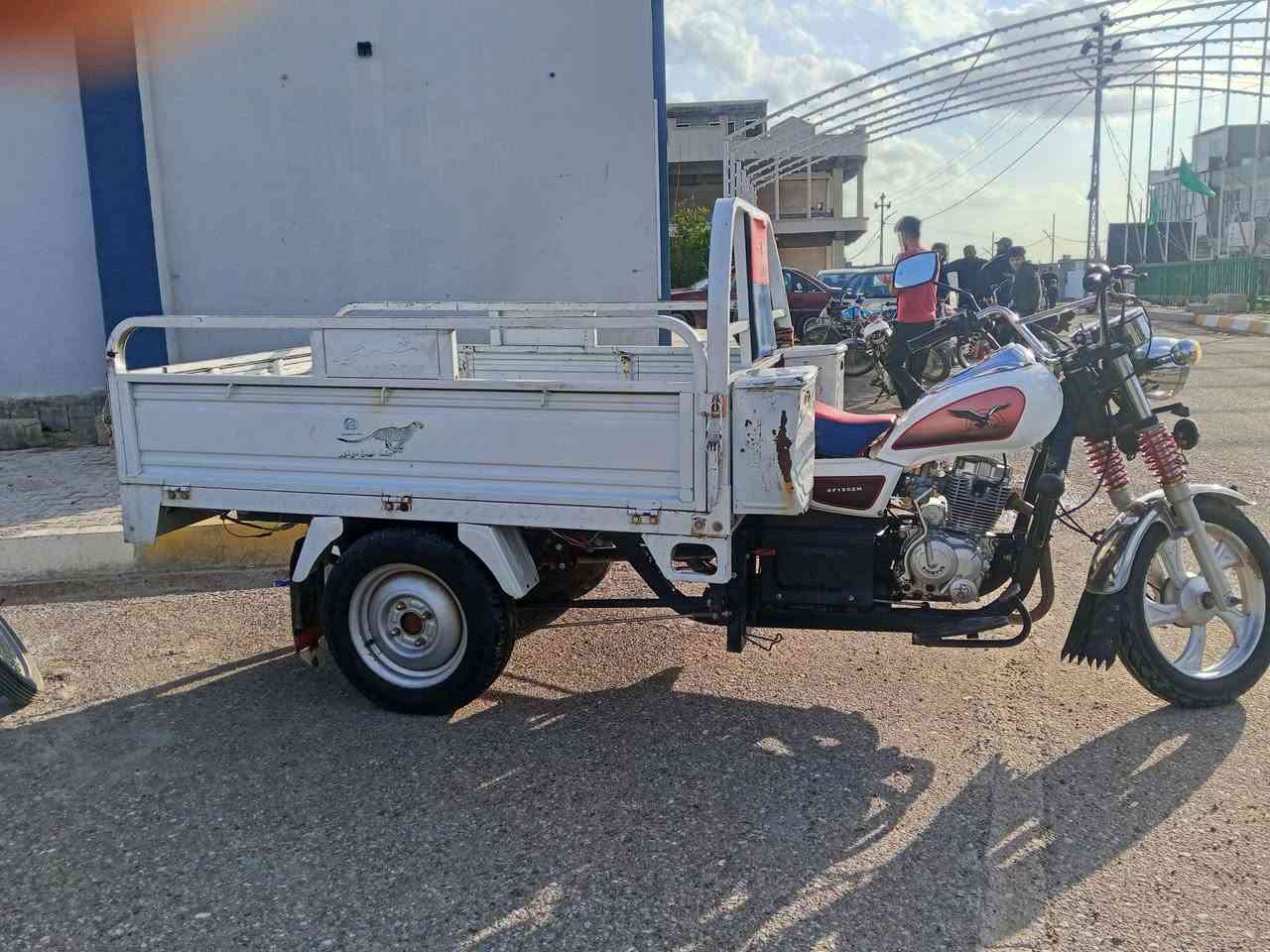 السلام عليكم ستوته لل بيع مديل 23  بلاد السعر 1.350 بيه مجال شي قليل ***********
