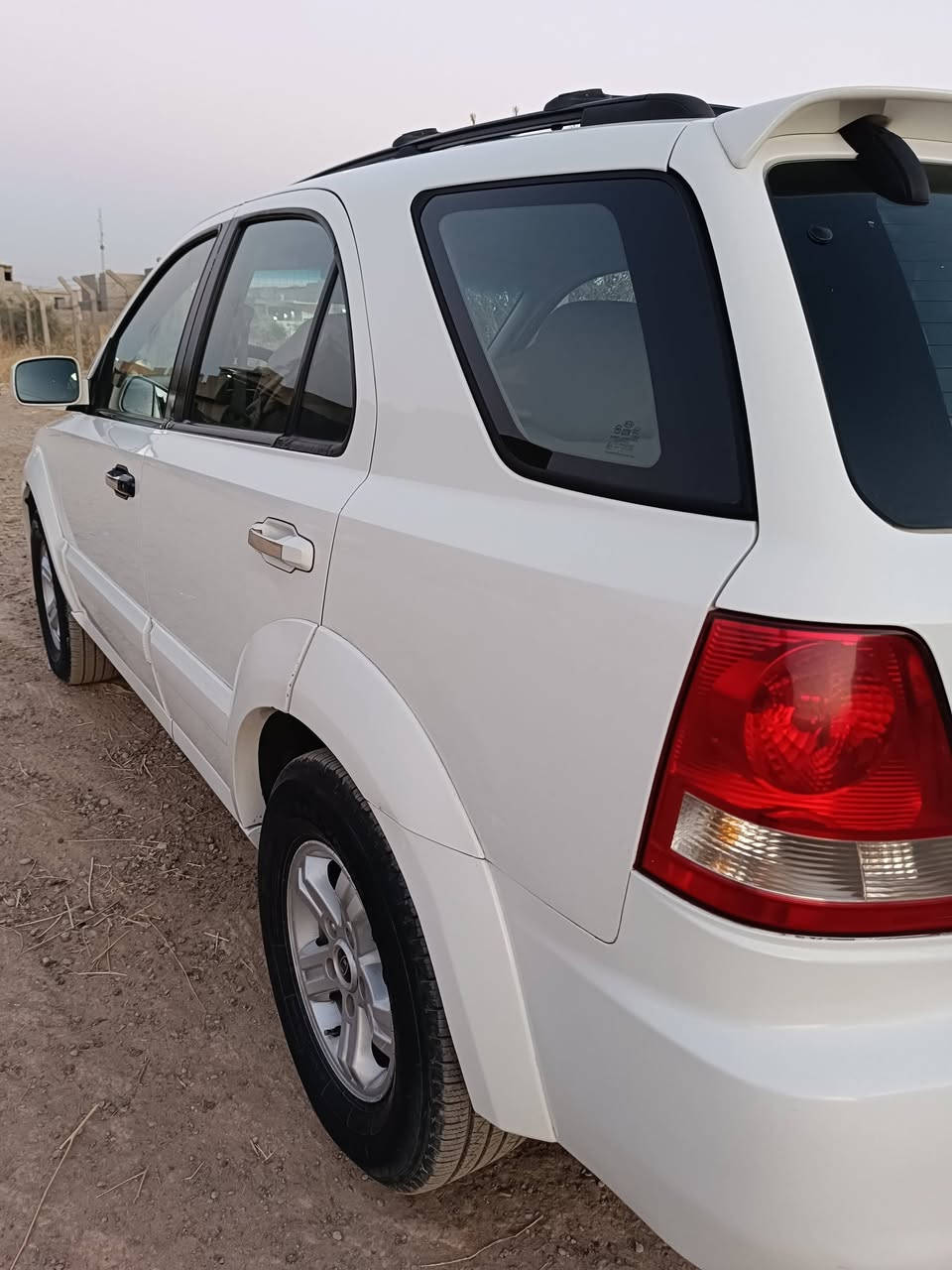 سلام عليكم كيا سورنتو للبيع خليجي2006 السعر 73بيها مجال العنوان كركوك ***********
