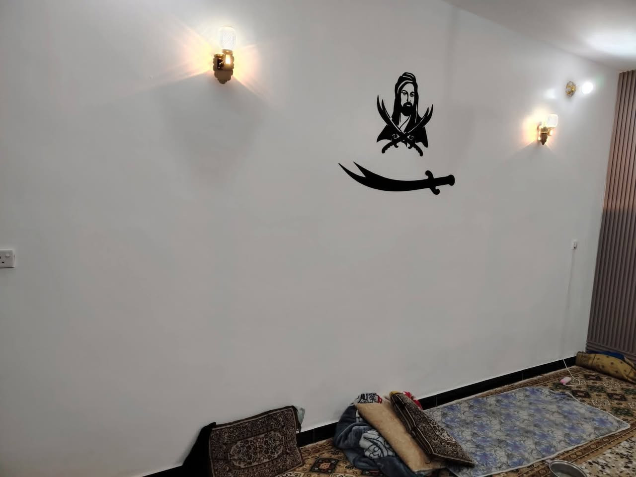 دار للبيت
المساحة ٢٢٥ متر
١٢٠ بناء طابقين
و١٢٠ حديقه
بغداد تقاطع النهروان مقابل مذخر
نزلت الدكتور عبد الجبار الشمري 
للاستفسار الاتصال على الرقم
***********
