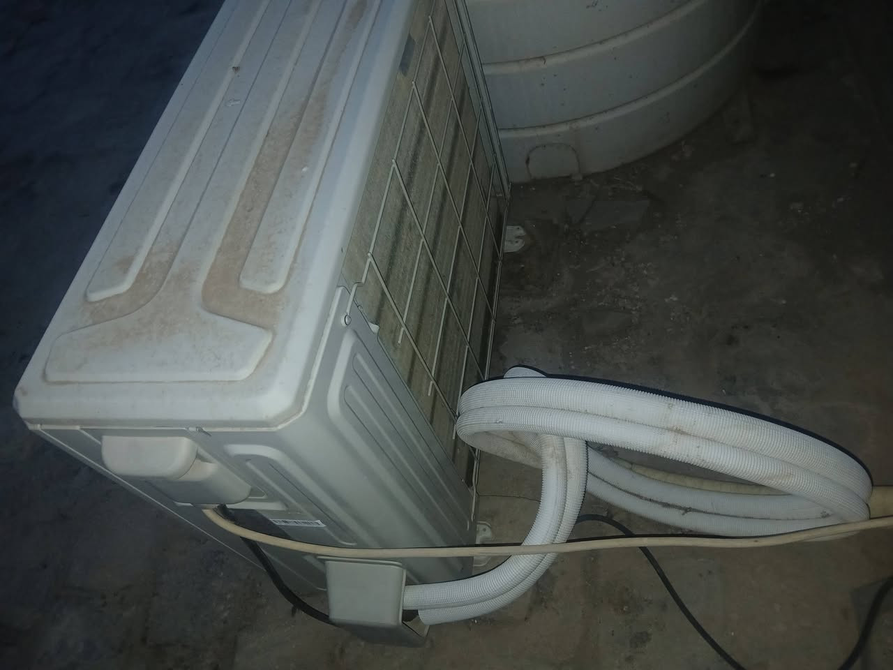 للبيع المتين مستخدم نضيف 2 طن 
***********
***********
