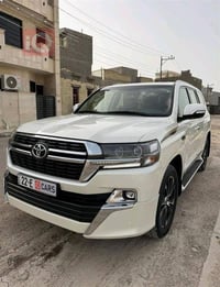لاندكروز • ٢٠٢١ • باسمي بالحلة