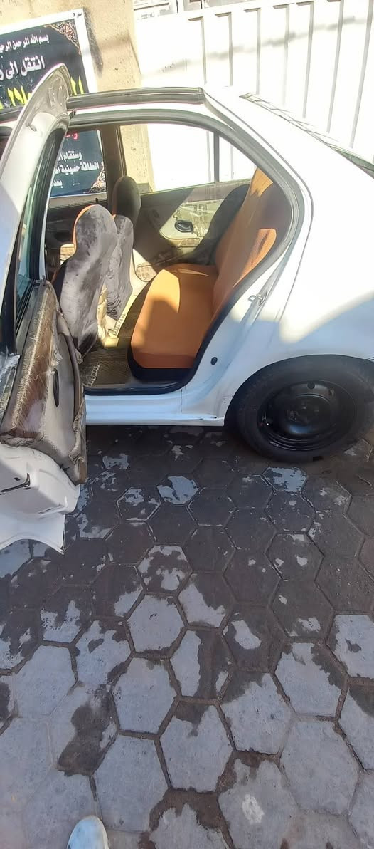 موديل 2012.  سعره 42 وبيه مجل والله. يرزق الجميع.  غرمتواجد ع الفيس. رقم موبايل ***********
